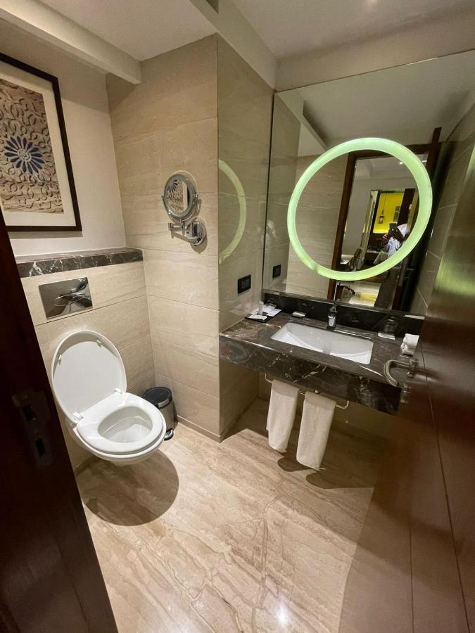 Radisson Gwalior Hotel Bagian luar foto