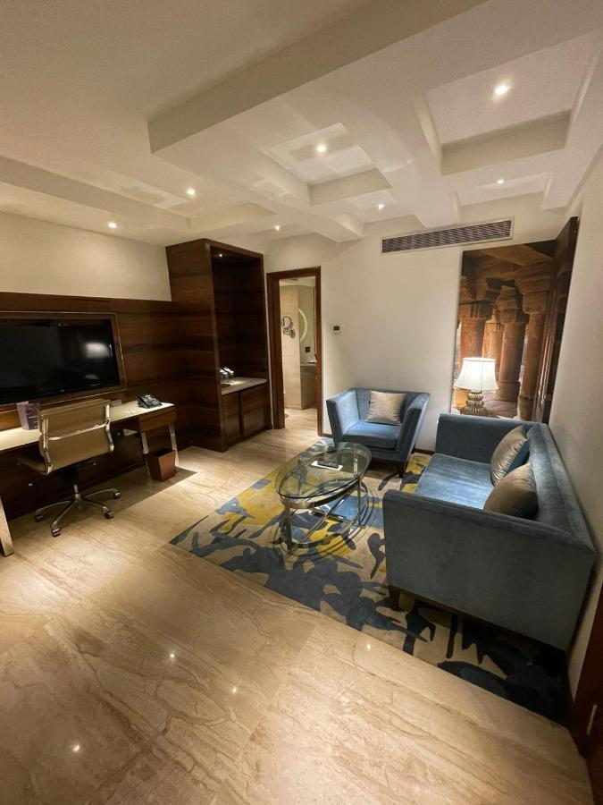 Radisson Gwalior Hotel Bagian luar foto